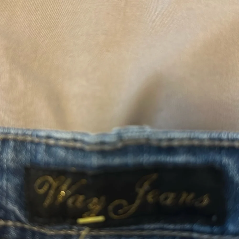 Jeans - Picture 1 of 4